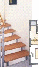 Das Geländer mussmindestens 90 cm hoch sein.